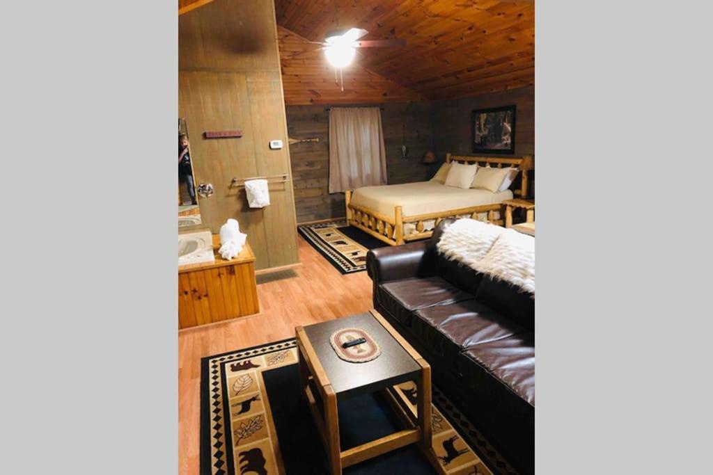 The Fishing Hole Cabin - Sage Vacations Gatlinburg Buitenkant foto