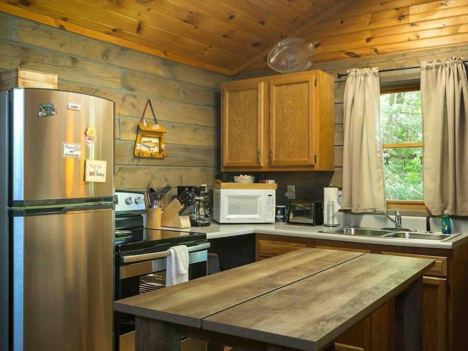 The Fishing Hole Cabin - Sage Vacations Gatlinburg Buitenkant foto