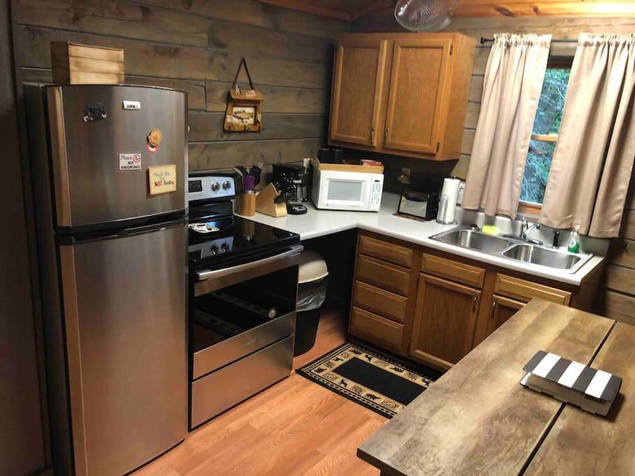 The Fishing Hole Cabin - Sage Vacations Gatlinburg Buitenkant foto